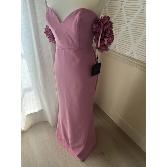 Mac Duggal Women’s Size 8 Medium Rose Crepe 3D Flower Off-The-Shoulder Gown NWT - Picture 6 of 10